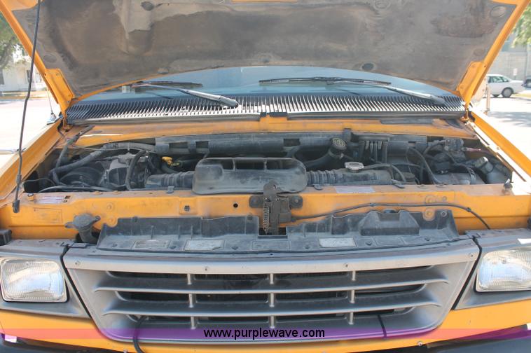 image for item C2718 1993 Ford E350 Econoline school bus