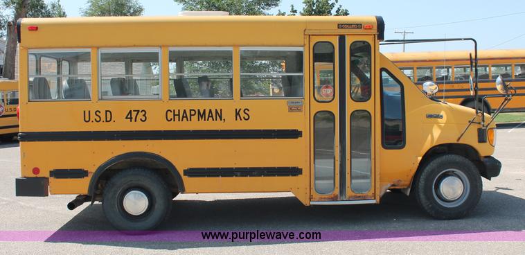 image for item C2720 1996 Ford E350 Econoline school bus