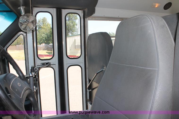 image for item C2720 1996 Ford E350 Econoline school bus