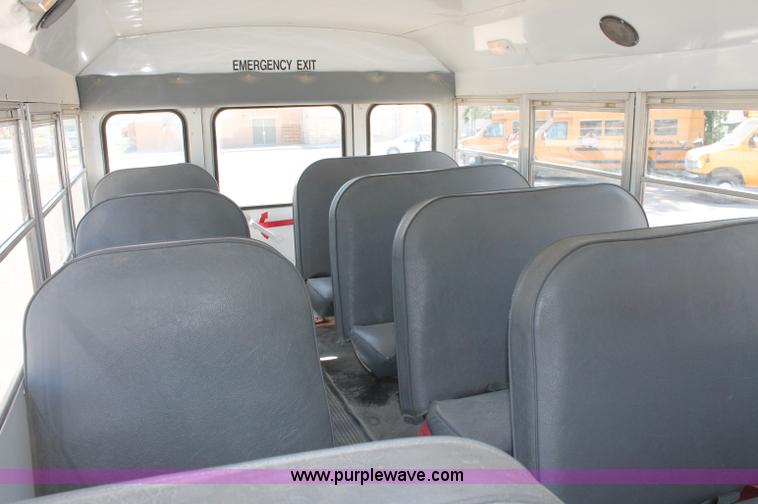 image for item C2720 1996 Ford E350 Econoline school bus