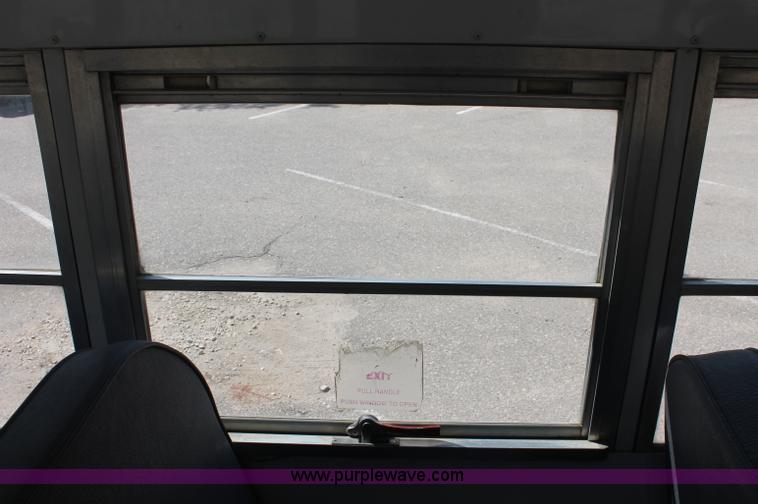 image for item C2720 1996 Ford E350 Econoline school bus