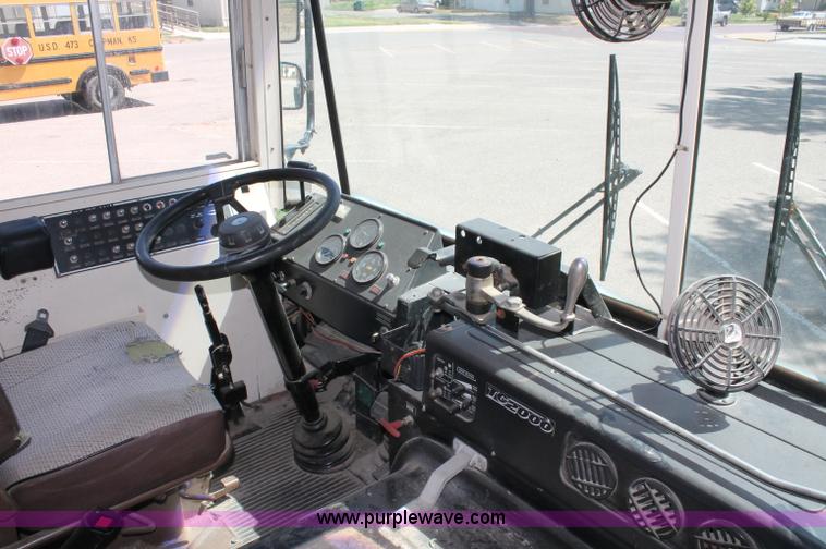 image for item C2721 1991 Blue Bird TC2000 school bus