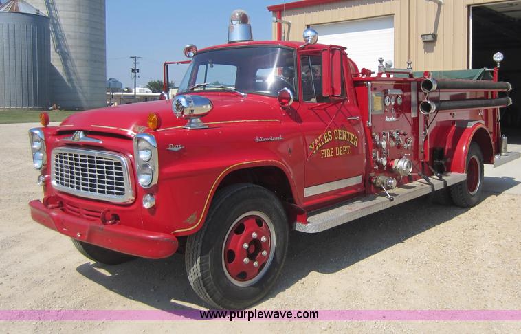 image for item D2030 1961 International B176 firetruck