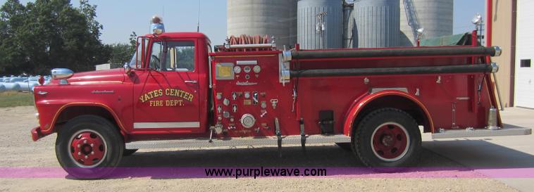 image for item D2030 1961 International B176 firetruck