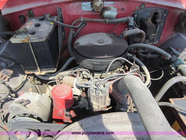 image for item D2030 1961 International B176 firetruck