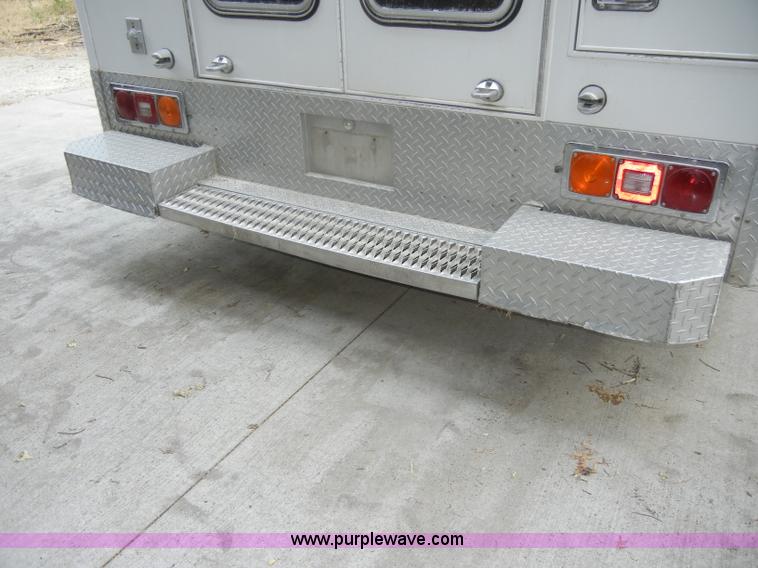 image for item D4355 1995 Ford E350 ambulance