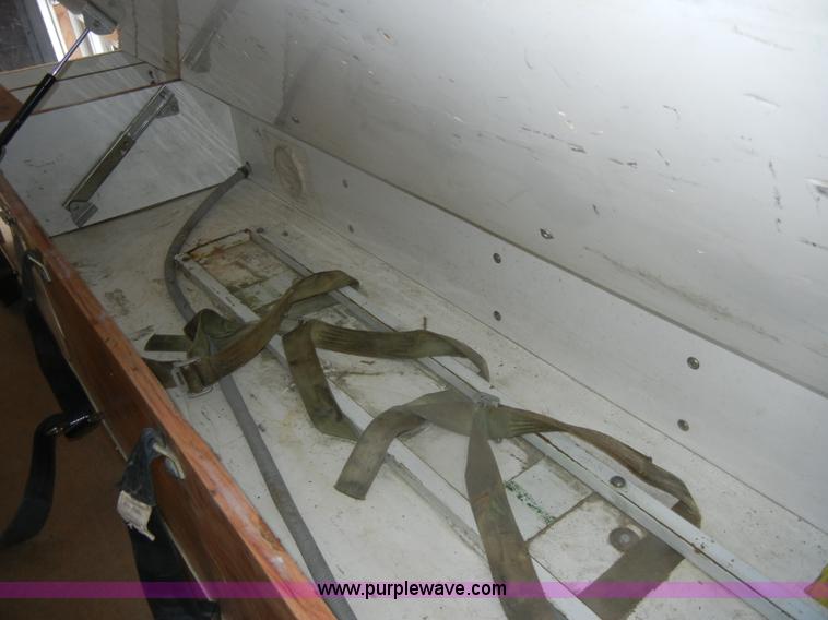 image for item D4355 1995 Ford E350 ambulance