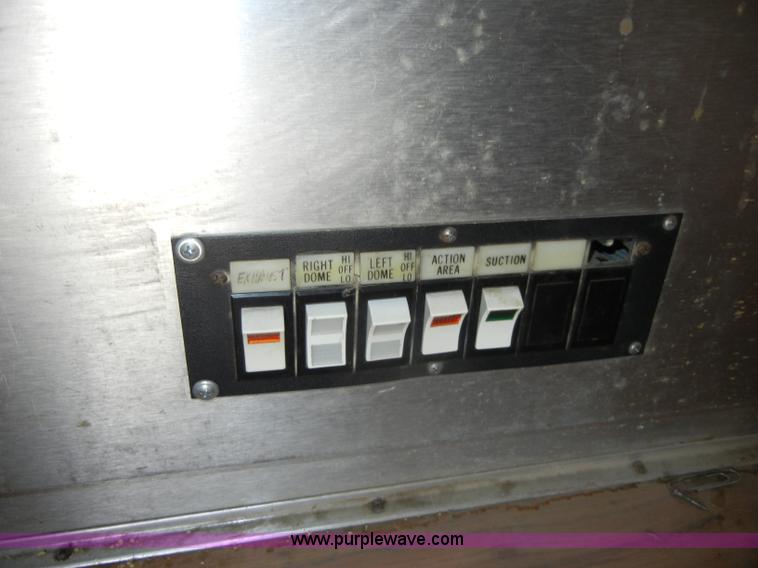 image for item D4355 1995 Ford E350 ambulance