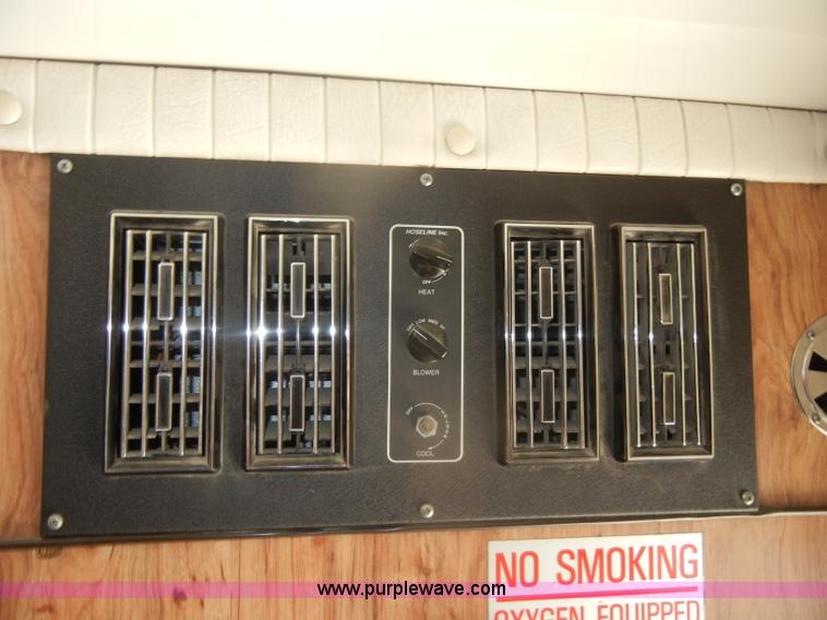 image for item D4355 1995 Ford E350 ambulance