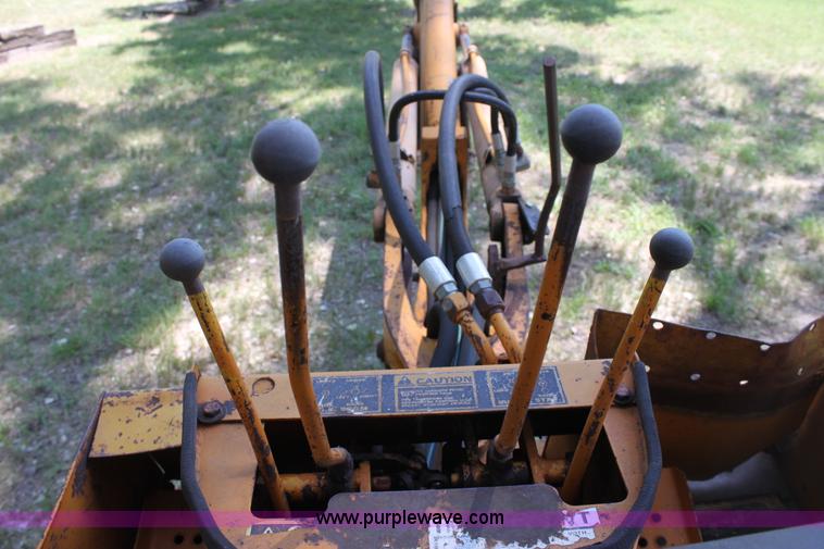 image for item D5223 Case 580B backhoe