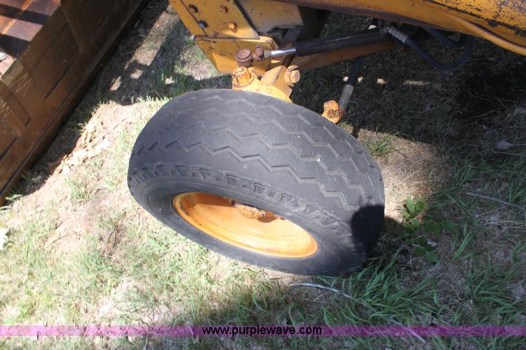 image for item D5223 Case 580B backhoe