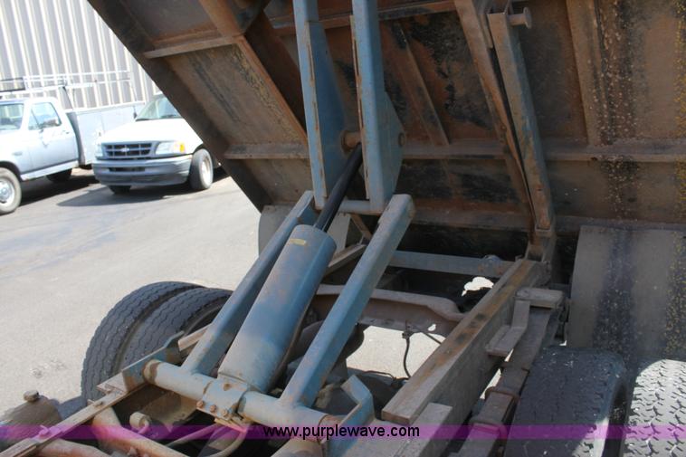 image for item D5224 1995 Chevrolet Cheyenne 3500 HD flatbed pickup truck