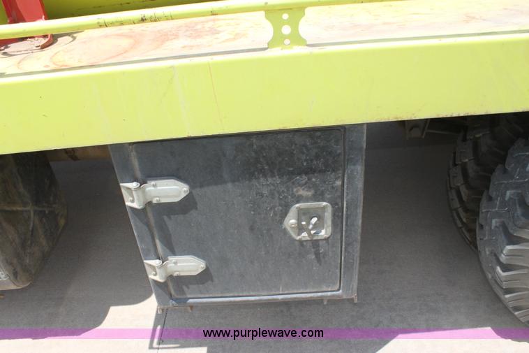 image for item D5237 1975 Chevrolet C60 water tender truck