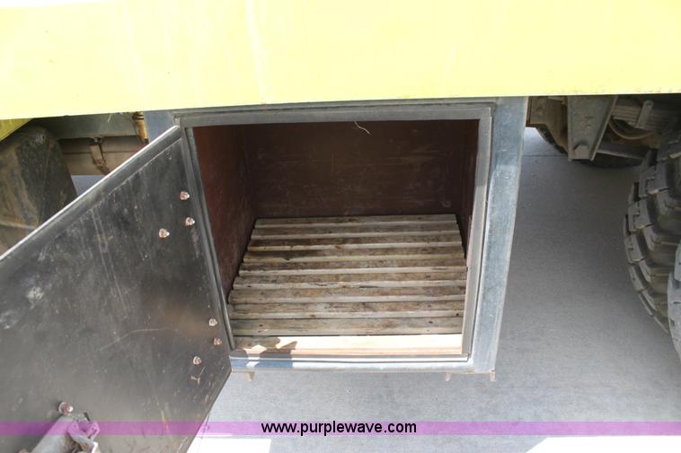 image for item D5237 1975 Chevrolet C60 water tender truck