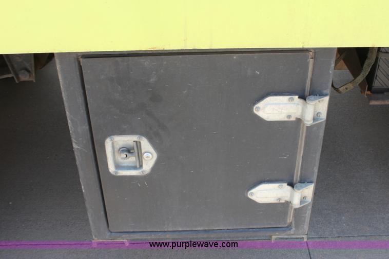 image for item D5237 1975 Chevrolet C60 water tender truck