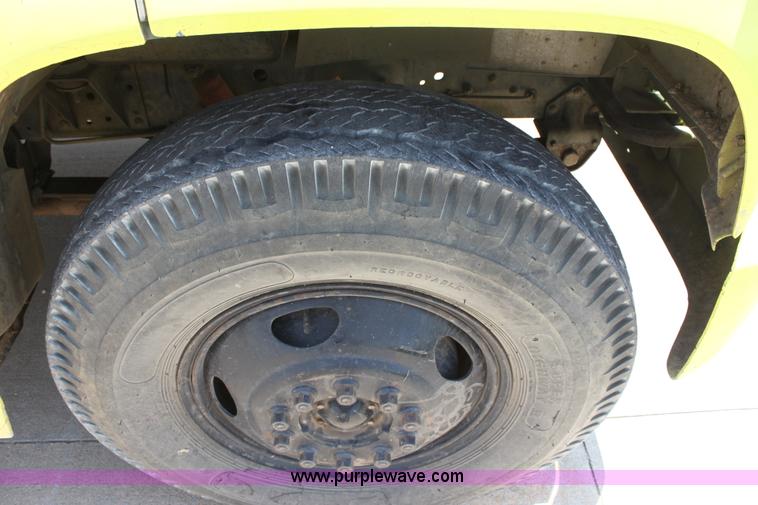 image for item D5237 1975 Chevrolet C60 water tender truck