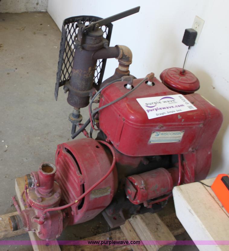 image for item D5239 Wisconsin water pump
