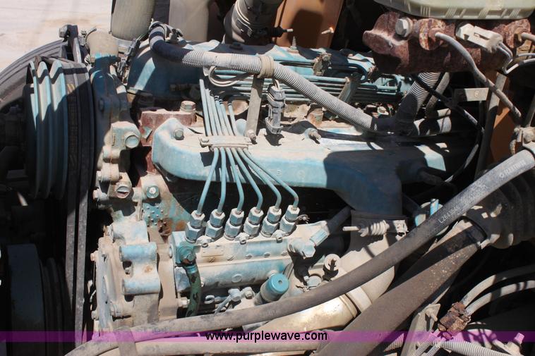 image for item D5284 1993 International 3800 school bus