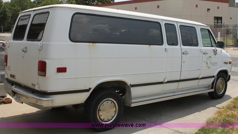 image for item D5391 1993 GMC G3500 Rally STX van