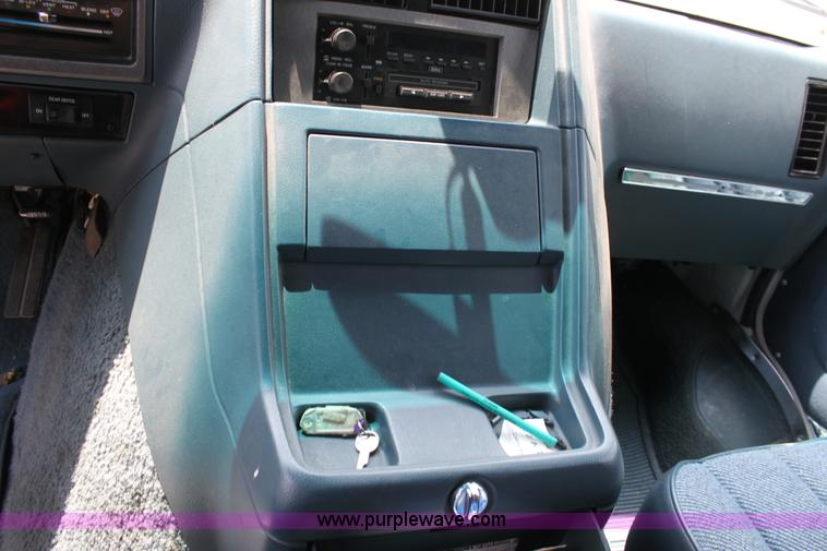 image for item D5391 1993 GMC G3500 Rally STX van