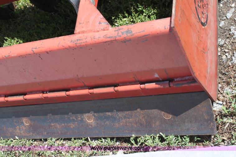 image for item D7971 House 48.5" box blade