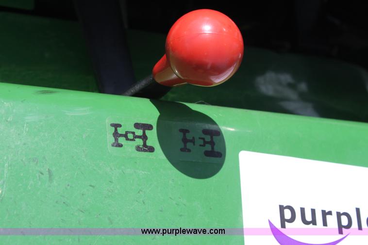 image for item D7972 1996 John Deere 955 tractor