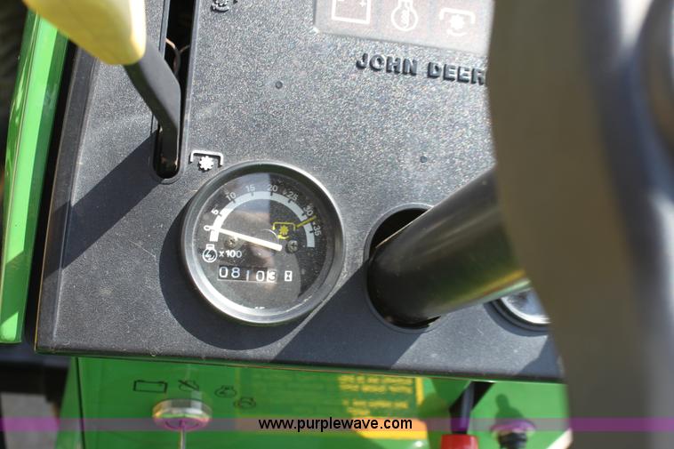 image for item D7972 1996 John Deere 955 tractor