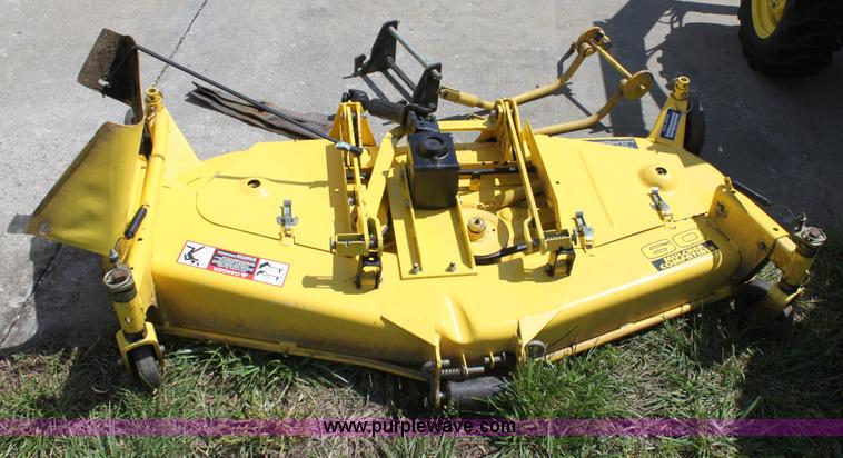 image for item D7972 1996 John Deere 955 tractor