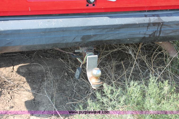 image for item L9903 1984 Jeep Cherokee Sport SUV