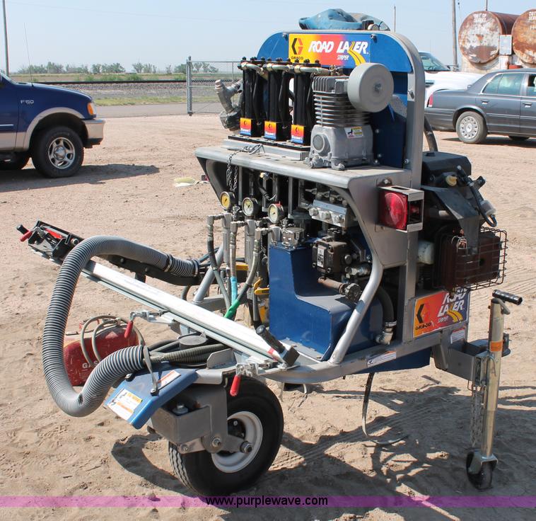 image for item L9908 Graco GA175 road laser striper