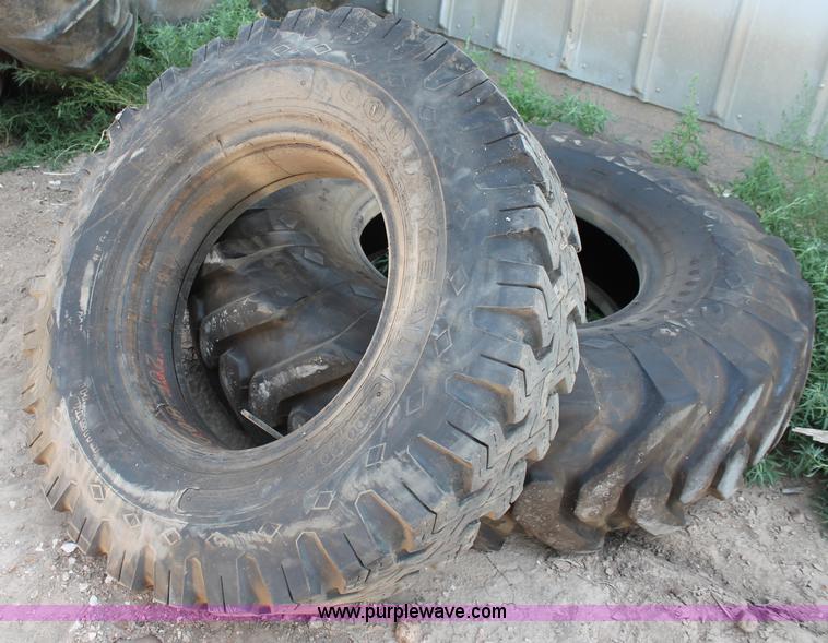 image for item L9911 (4) assorted tires
