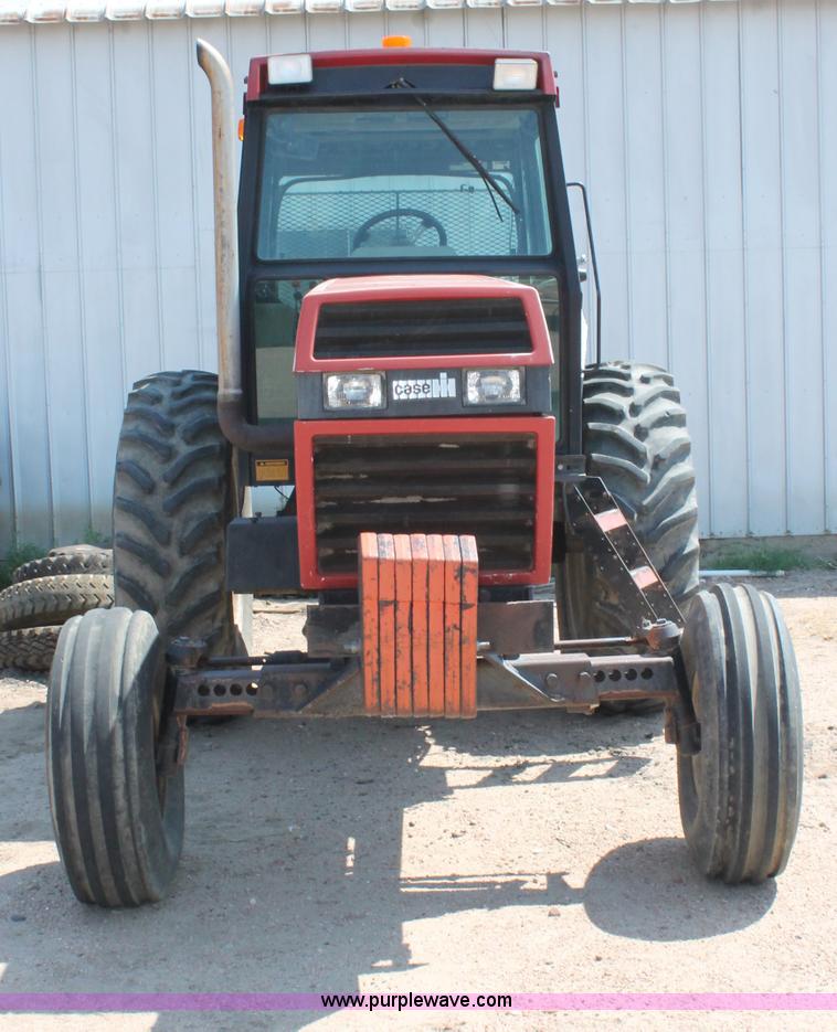 image for item L9915 1987 Case IH Harvester 1896 tractor