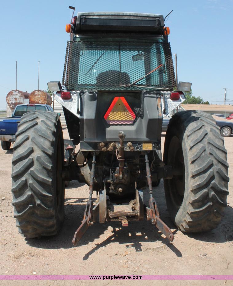 image for item L9915 1987 Case IH Harvester 1896 tractor