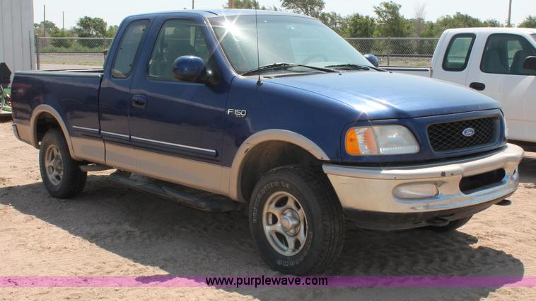 image for item L9916 1997 Ford F150 XLT SuperCab pickup truck