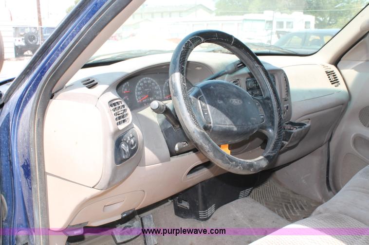image for item L9916 1997 Ford F150 XLT SuperCab pickup truck