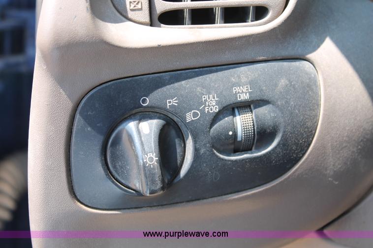 image for item L9916 1997 Ford F150 XLT SuperCab pickup truck