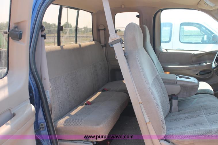 image for item L9916 1997 Ford F150 XLT SuperCab pickup truck