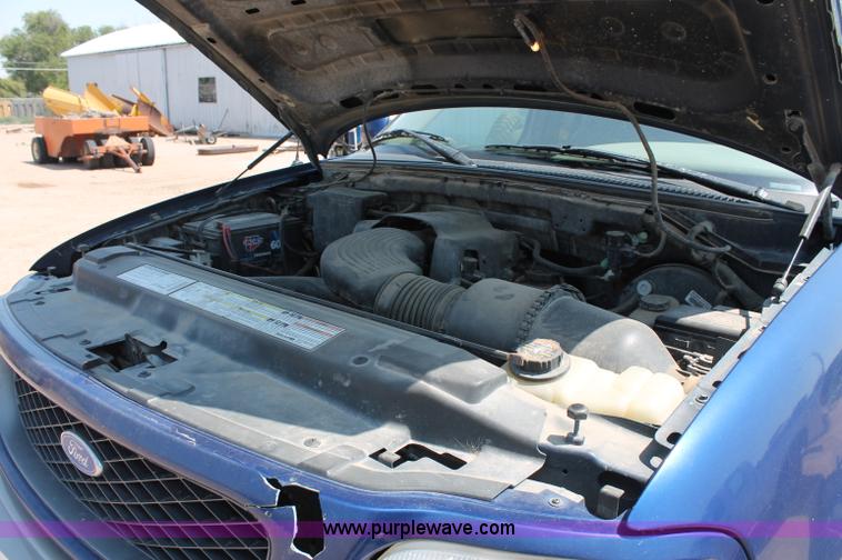 image for item L9916 1997 Ford F150 XLT SuperCab pickup truck