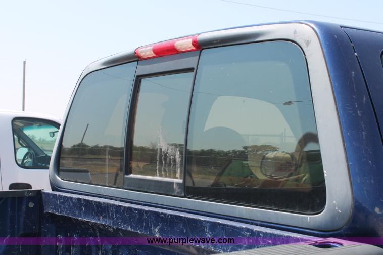 image for item L9916 1997 Ford F150 XLT SuperCab pickup truck