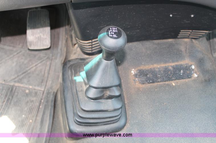 image for item L9917 2000 Ford F150 XL SuperCab pickup truck