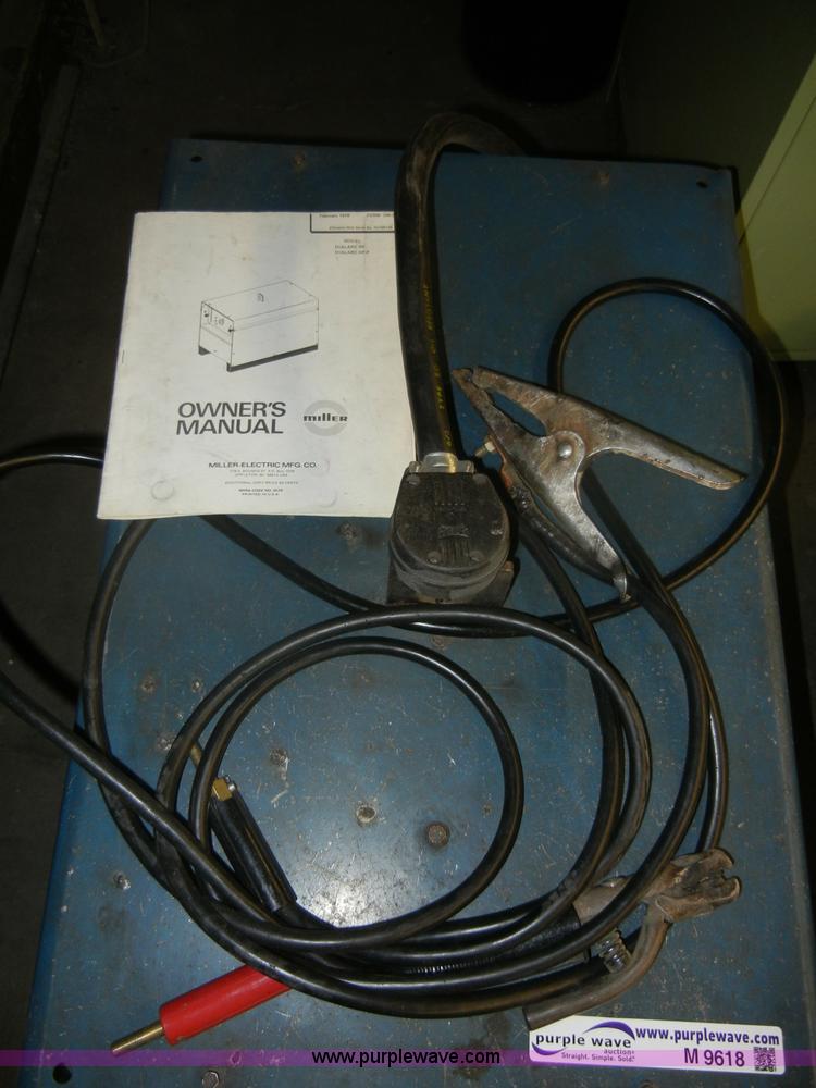image for item M9618 Miller Dialarc 250 AC/DC arc welder