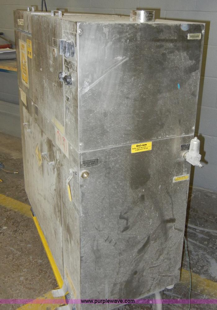 image for item M9635 2003 Uni-ram solvent recycler and gun washer