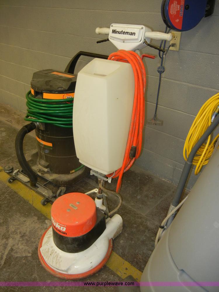 image for item M9641 (3) assorted floor cleaning units