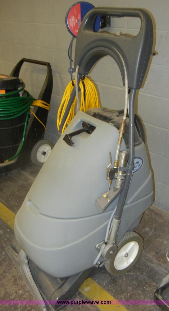 image for item M9641 (3) assorted floor cleaning units