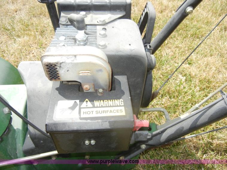 image for item M9684 John Deere TRS 24 snow blower