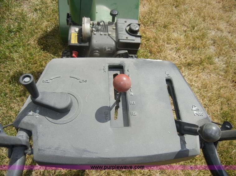 image for item M9684 John Deere TRS 24 snow blower