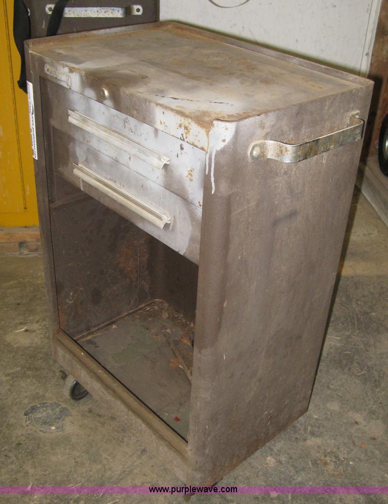 image for item R9568 Kennedy roll away tool cabinet