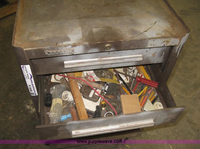 image for item R9568 Kennedy roll away tool cabinet