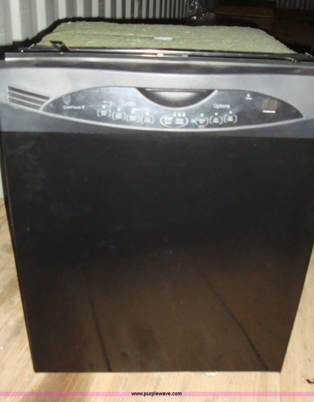 Quiet Power 3 dishwasher in Wichita, KS Item B1442 sold Purple Wave