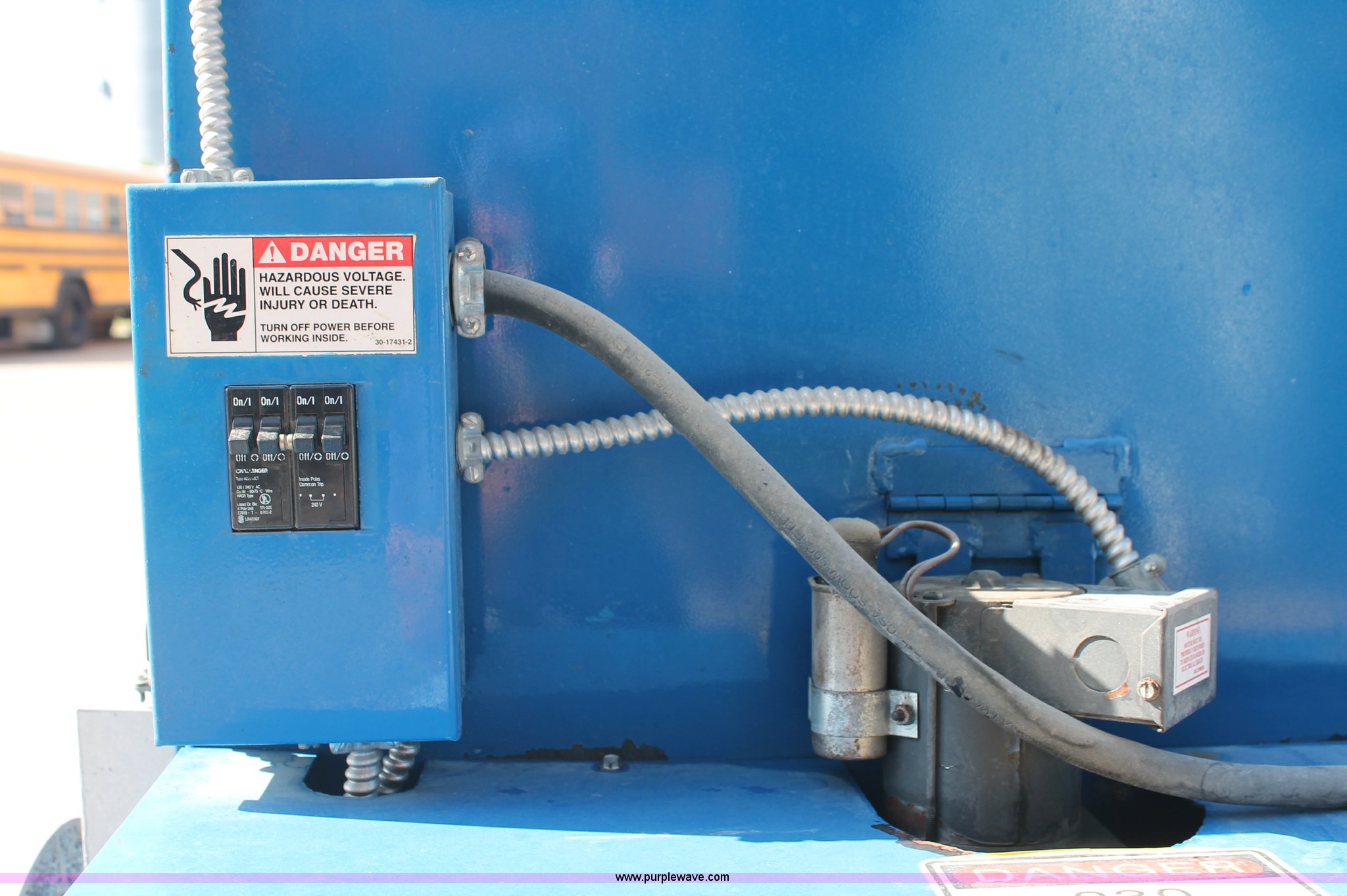 Direct Equipment Company parts washer in Chapman, KS Item C2716 sold Purple Wave